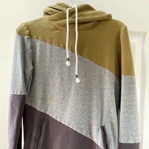 Ampersand Avenue SingleHood Sweatshirt Womens Size Small